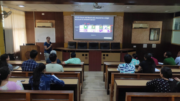 Department of Biochemistry organized an Expert Talk on topic ‘Novel Immune Modulators of Acute Lung Inflammation’